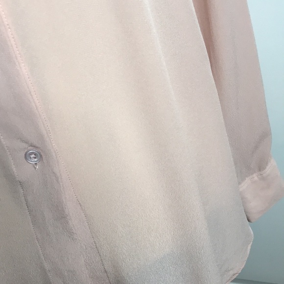 Babaton Aritzia Cupro Blouse Size M - Picture 4 of 12